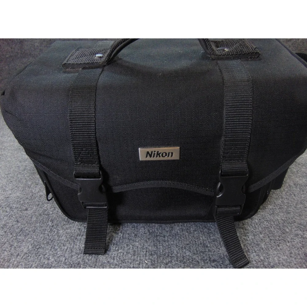 Nikon Camera Bag Mens Black Solid Shoulder Strap Padded DSLR Gadget Case Utility